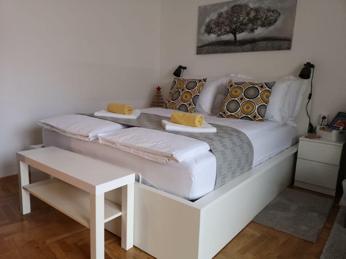 Studio Apartman Comodo Zagreb Extérieur photo