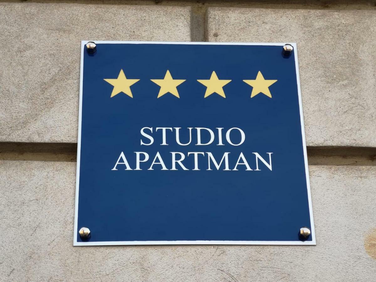 Studio Apartman Comodo Zagreb Extérieur photo