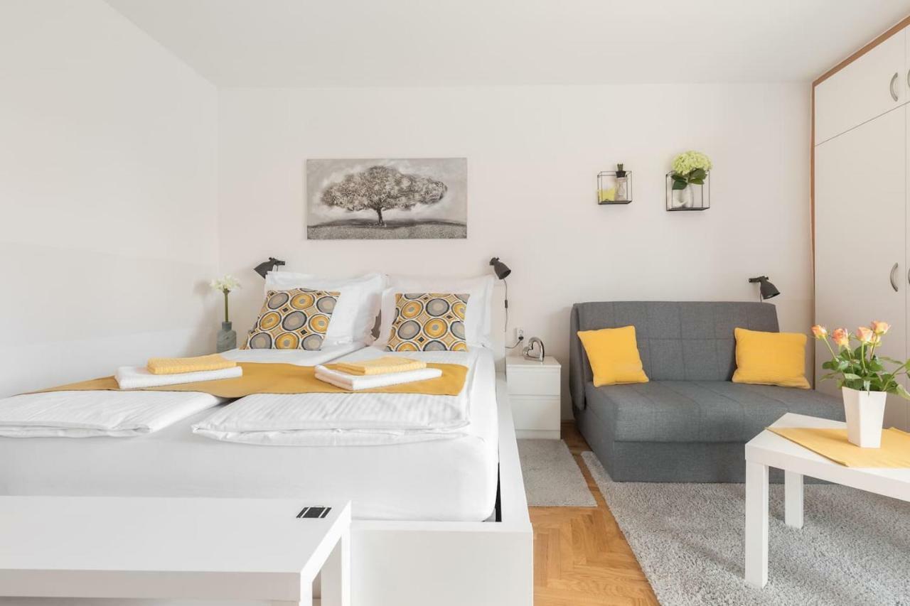 Studio Apartman Comodo Zagreb Extérieur photo